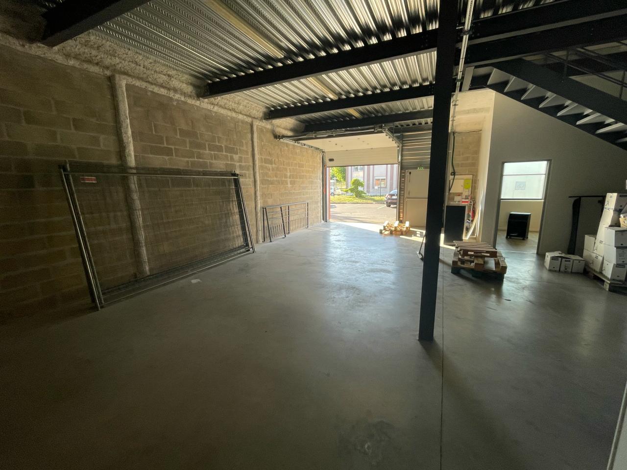 Vente local d'activité Saint-Ouen-l'Aumône Val-d'Oise OVACT2532253 2