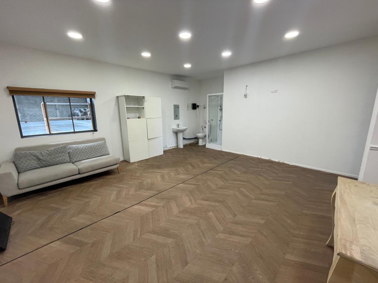 Location local d'activité Décines-Charpieu Rhône OLACT2532955 9