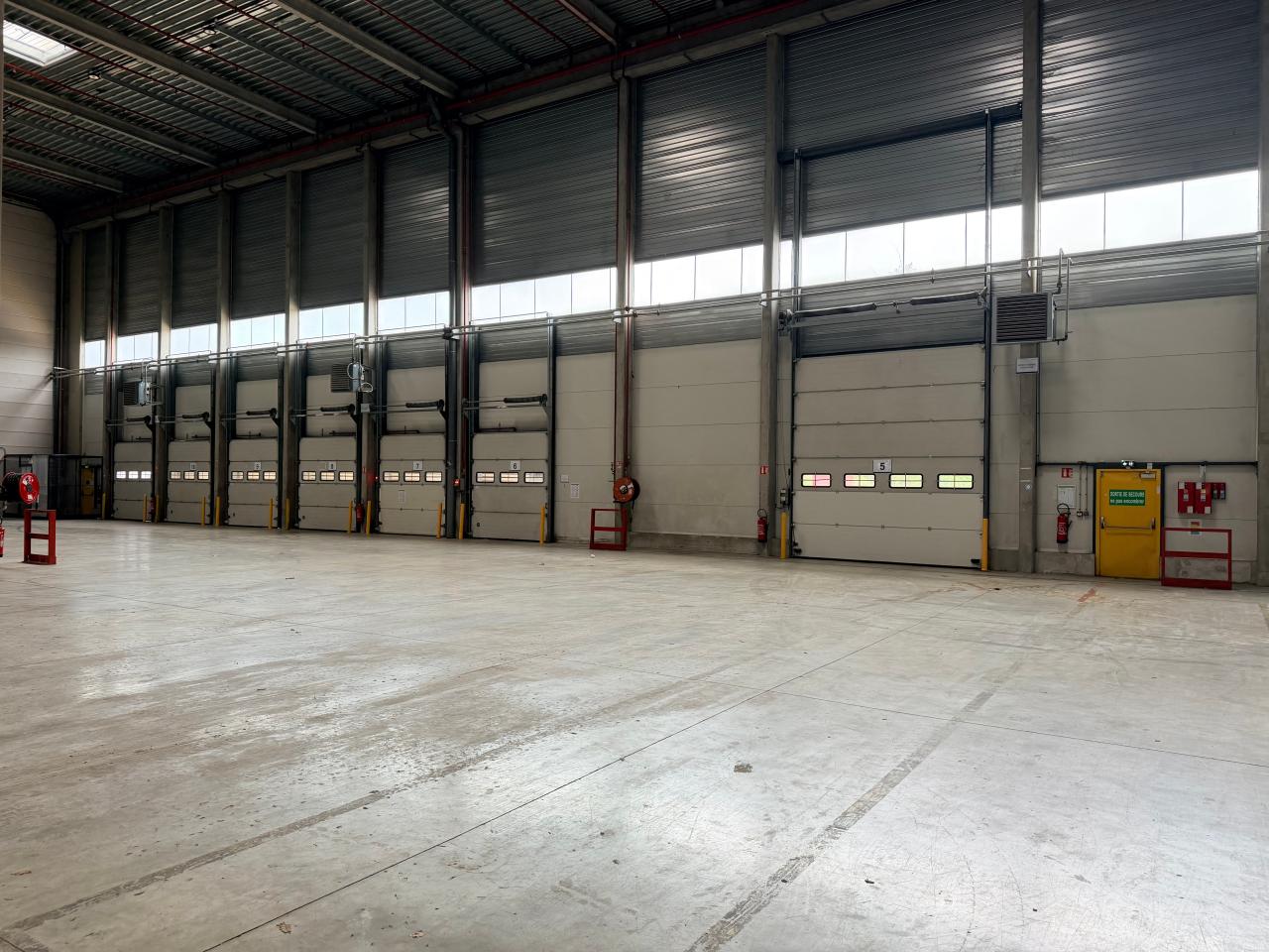 Location entrepôt classe a Châtres Seine-et-Marne OLLOG2537716 2