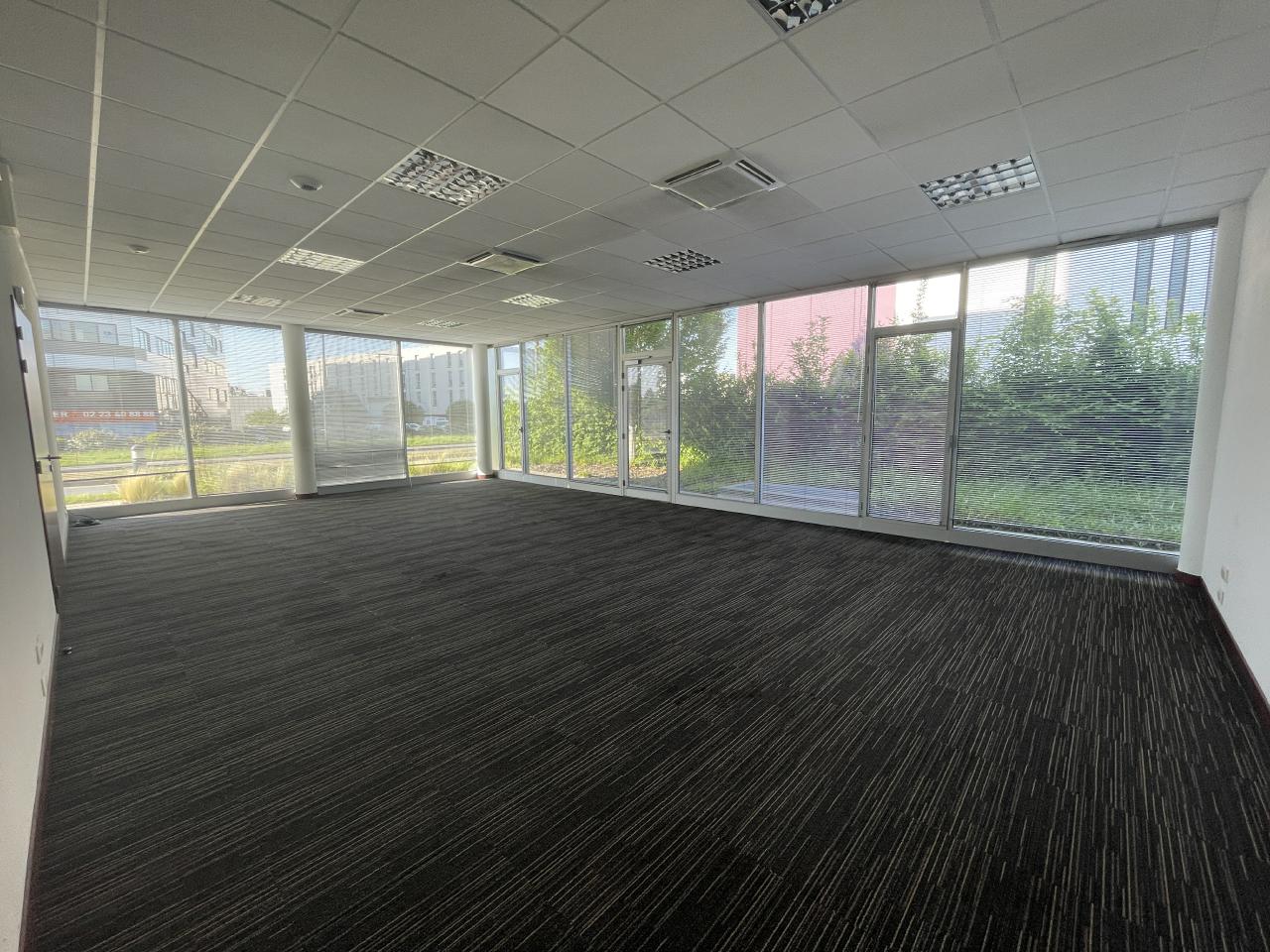 Location bureau Cesson-Sévigné Ille-et-Vilaine OLBUR2204112 13