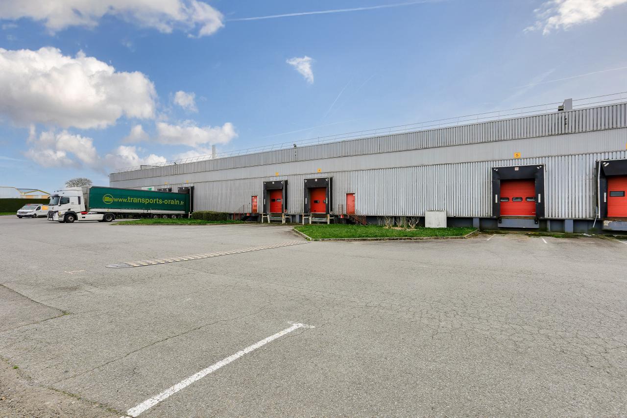 Location entrepôt classe b Chartres-de-Bretagne Ille-et-Vilaine OLLOG2638993 7