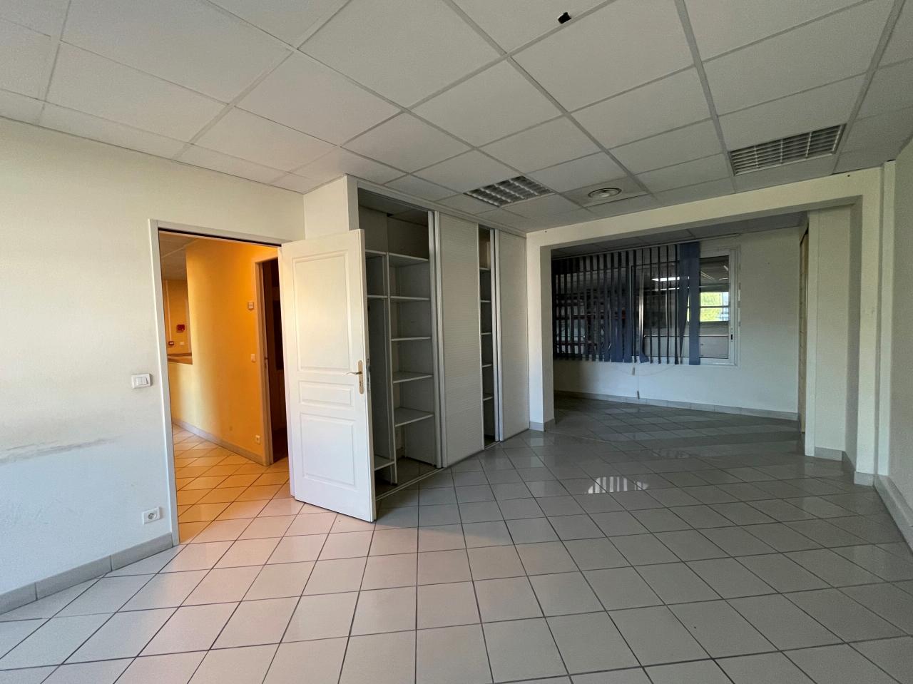 Location local d'activité Eysines Gironde OLACT2427548 17