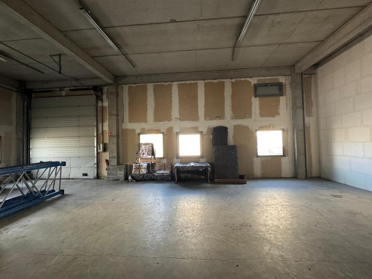 Location local d'activité Villeneuve-la-Garenne Hauts-de-Seine OLACT2312416 1