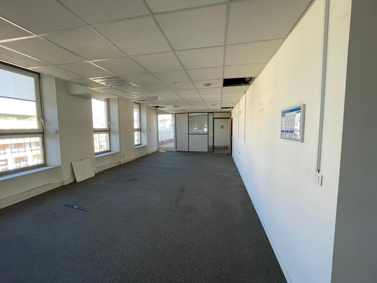 Location bureau Marseille Bouches-du-Rhône OLBUR2119897 7