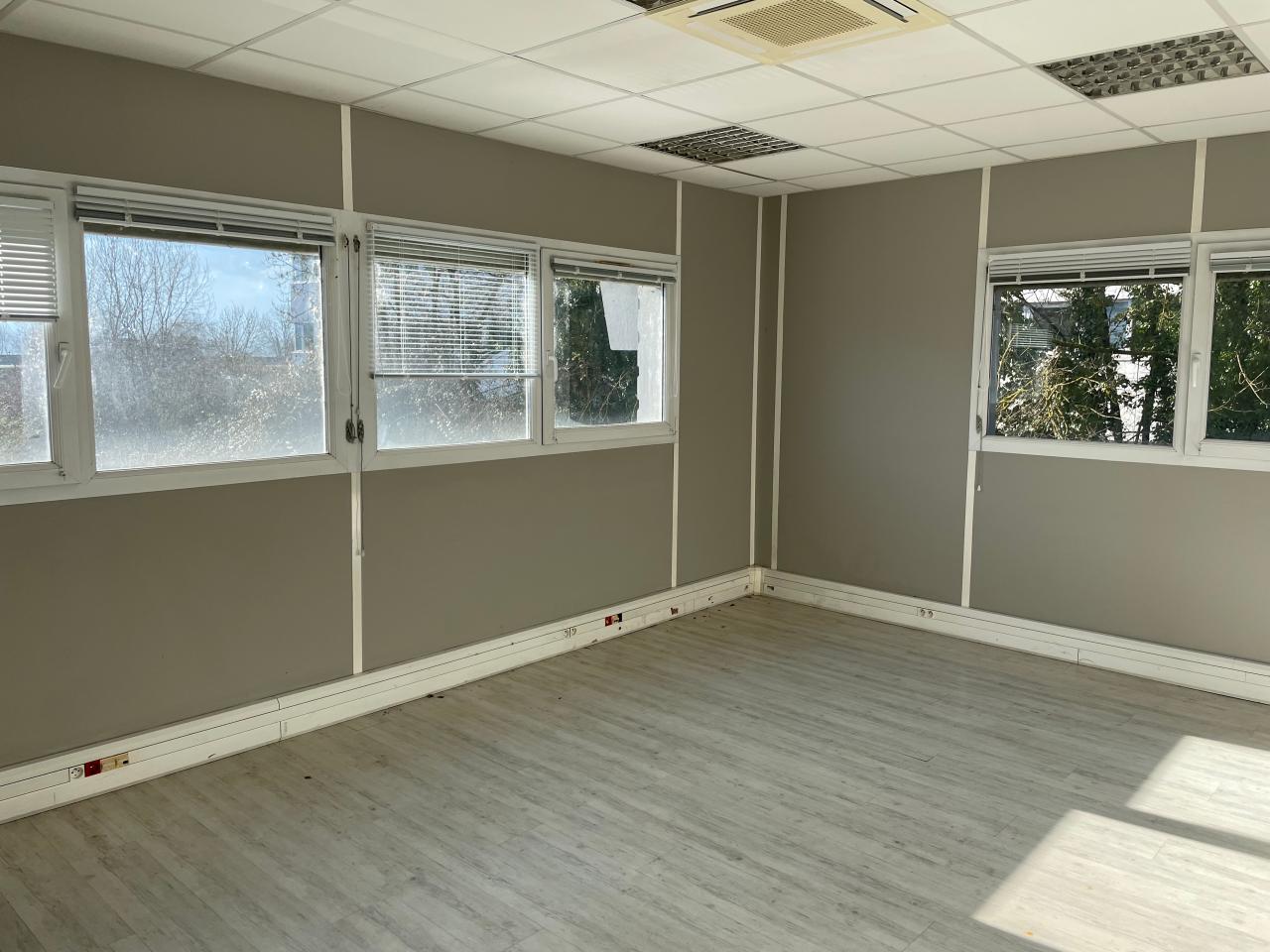 Location bureau Montbonnot-Saint-Martin Isère OLBUR2202185 7