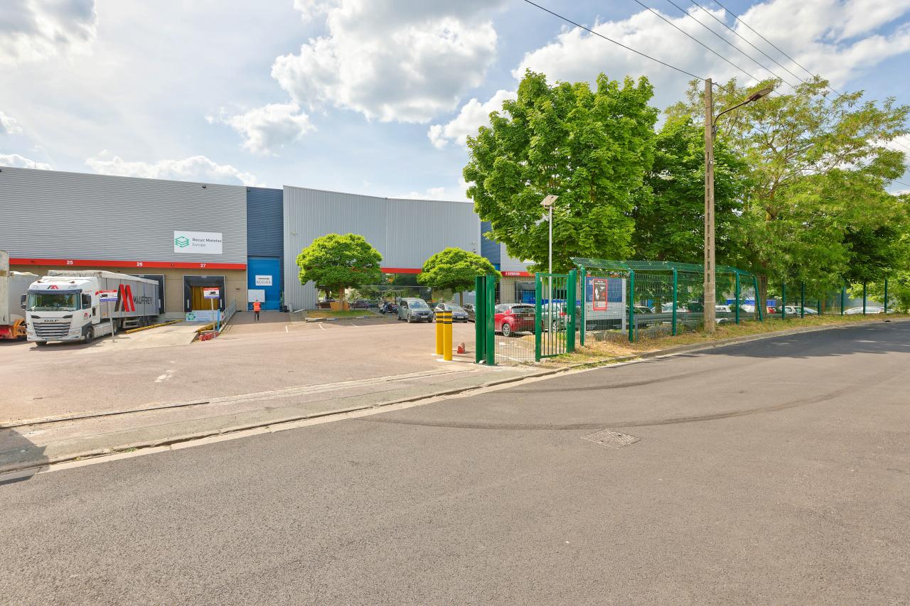 Location entrepôt classe a Gargenville Yvelines OLLOG2423414 25