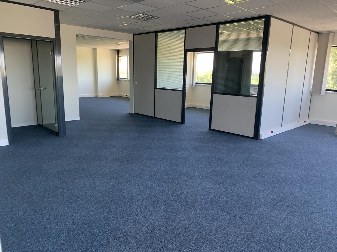 Location bureau Niederhausbergen Bas-Rhin OLBUR2110762 14