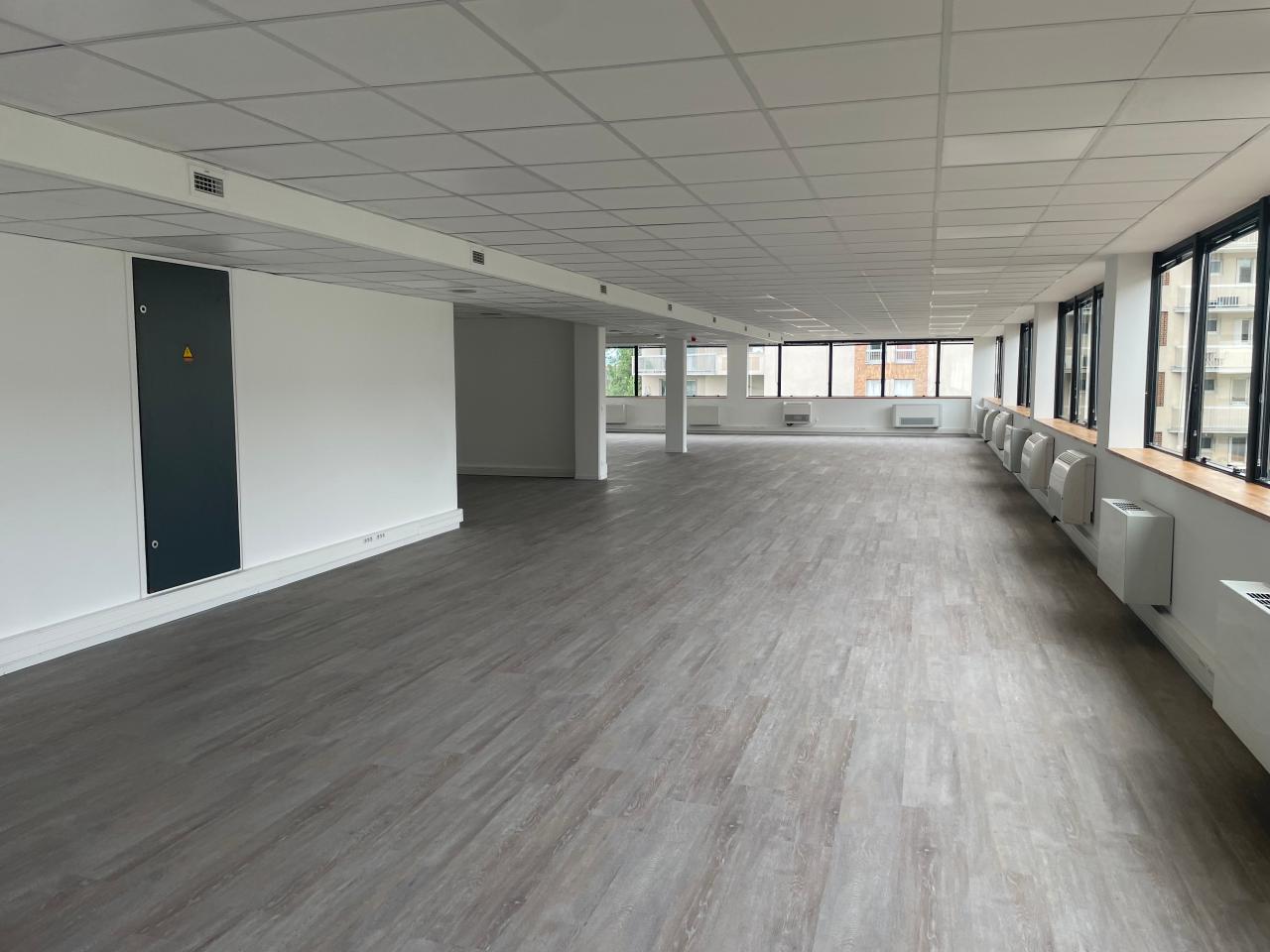 Location bureau Cergy Val-d'Oise OLBUR2310795 17