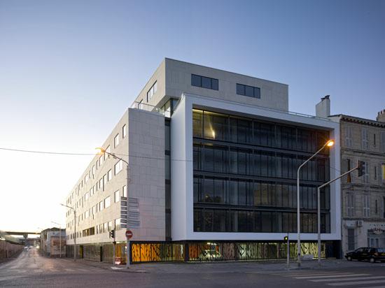 Vente bureau Marseille Bouches-du-Rhône OVBUR2425838 24