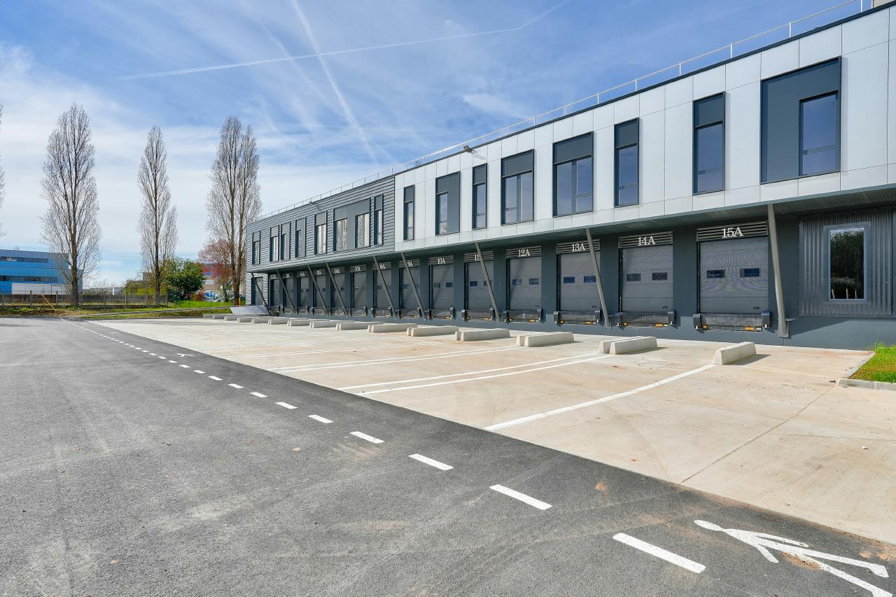 Location entrepôt Trappes Yvelines OLLOG2200297 1