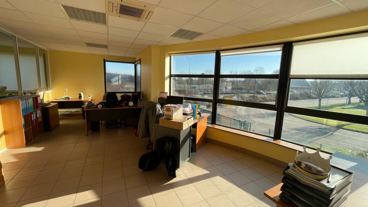 Location local d'activité Magny-les-Hameaux Yvelines OLACT2529029 7