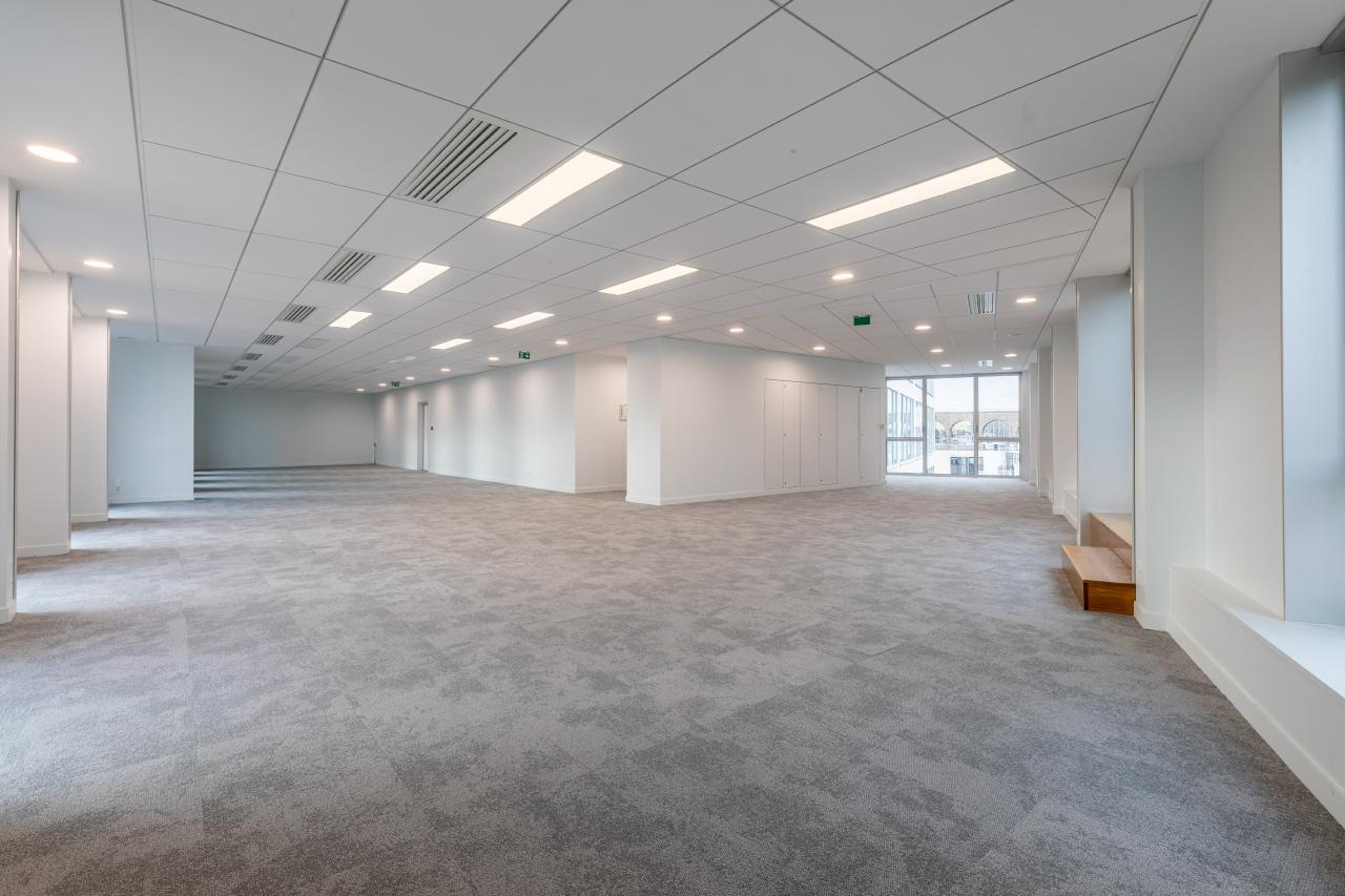 Location bureau Cachan Val-de-Marne OLBUR2200196 1