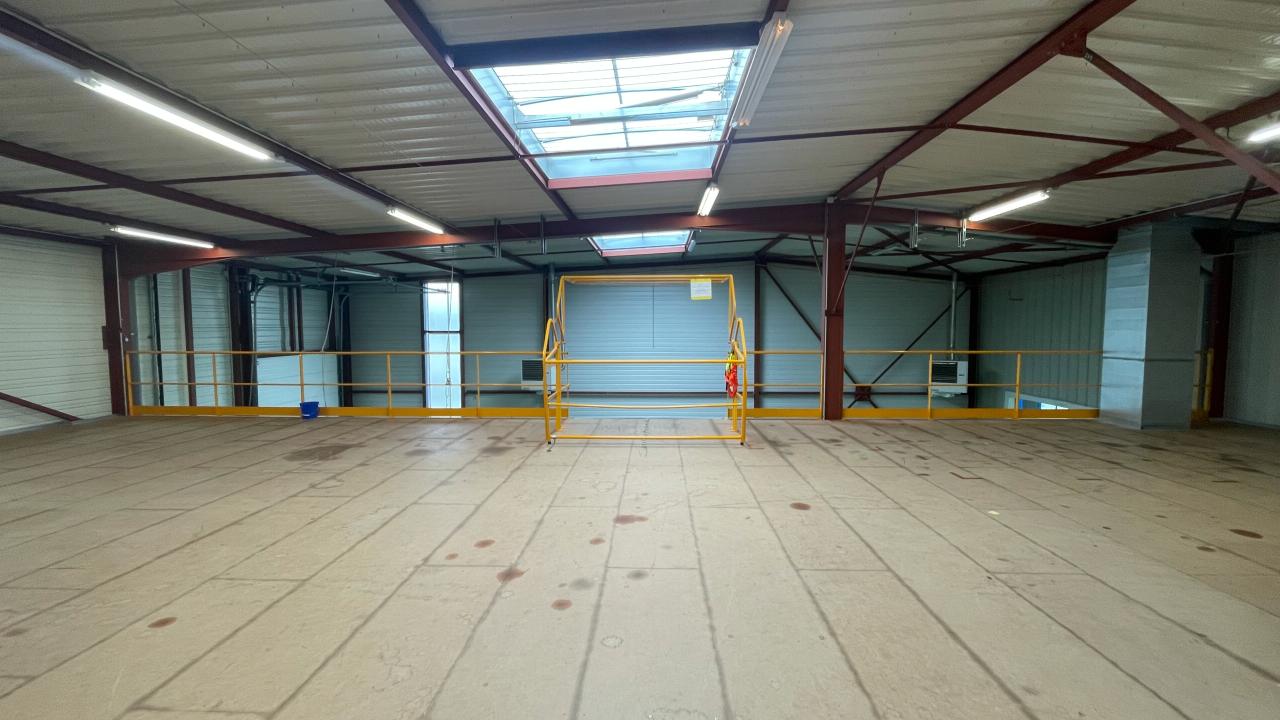 Vente local d'activité Saint-Germain-de-la-Grange Yvelines OVACT2533045 9