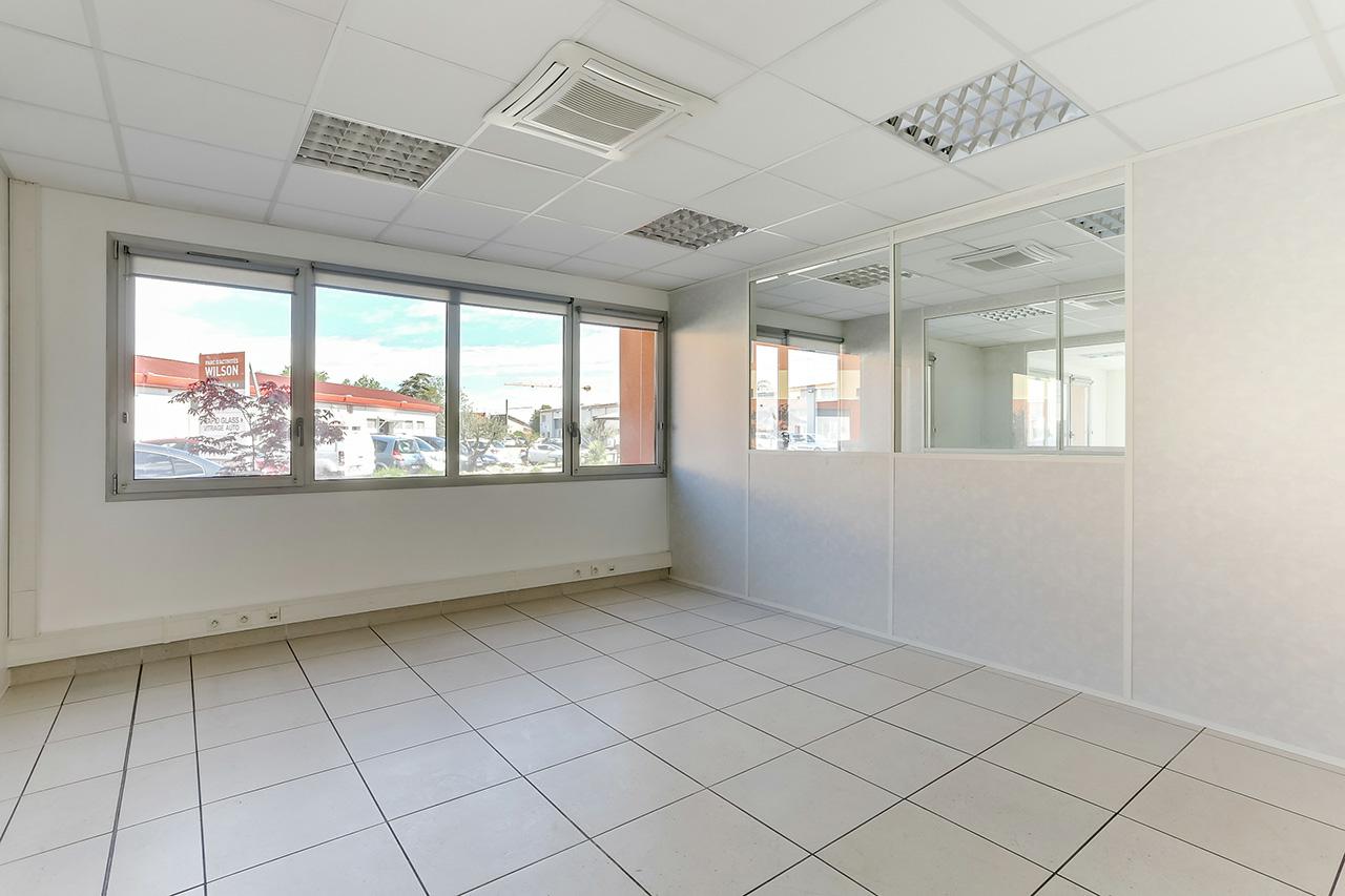 Location local d'activité Décines-Charpieu Rhône OLACT2108877 10