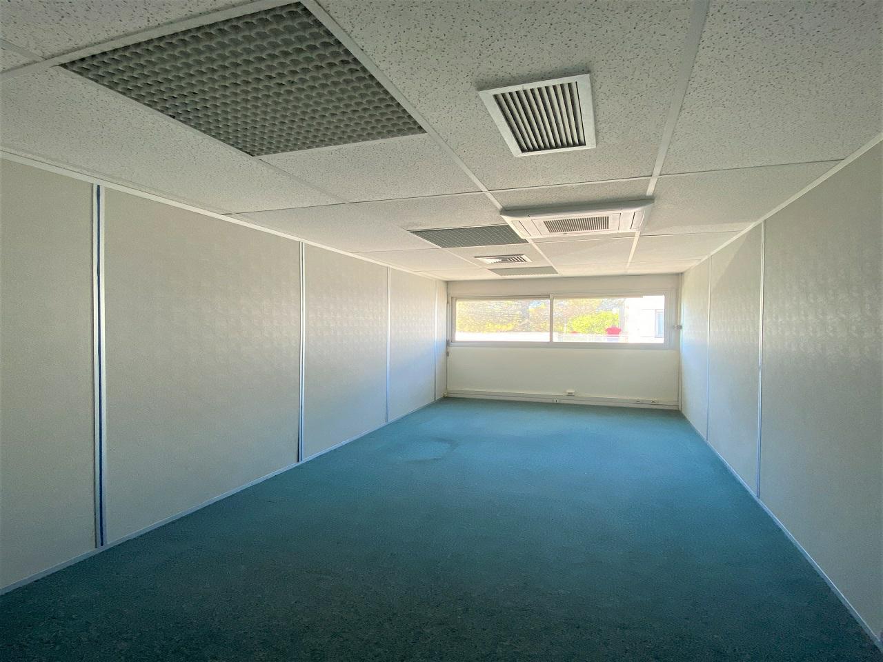 Location bureau Aix-en-Provence Bouches-du-Rhône OLBUR2204252 4