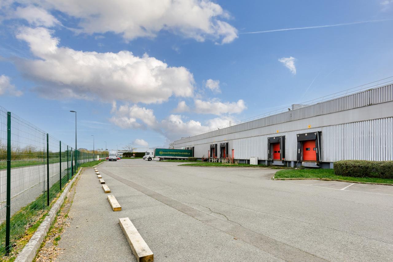 Location entrepôt classe b Chartres-de-Bretagne Ille-et-Vilaine OLLOG2638993 8