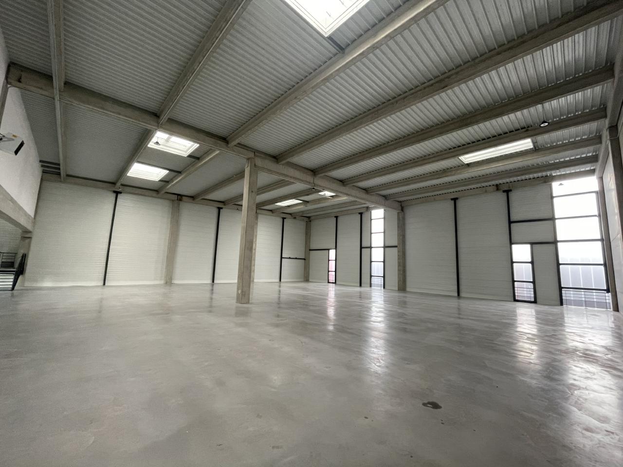 Location local d'activité Élancourt Yvelines OLACT2531311 23