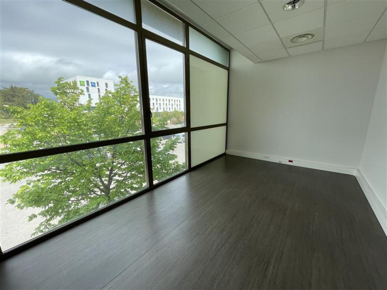 Location bureau Mauguio Hérault OLBUR2311748 5