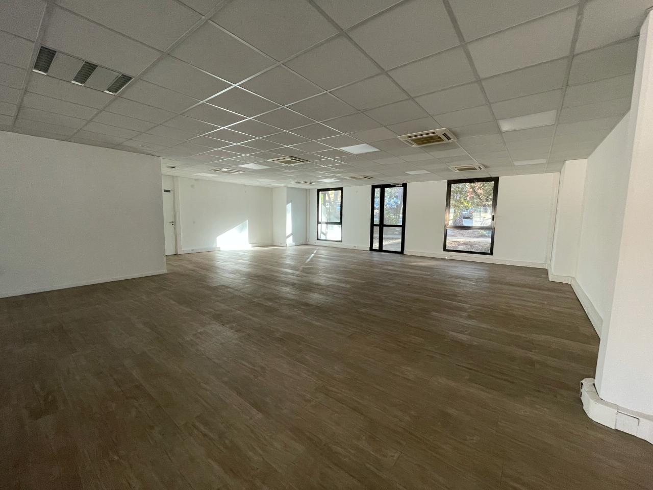 Location bureau Aix-en-Provence Bouches-du-Rhône OLBUR2421612 8