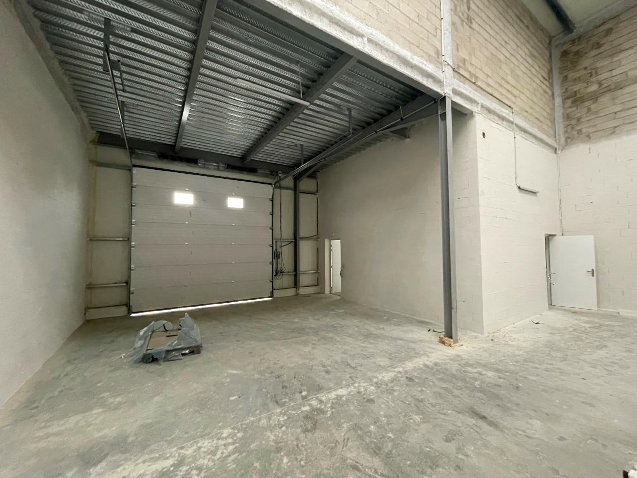 Location local d'activité Coignières Yvelines OLACT2316170 4