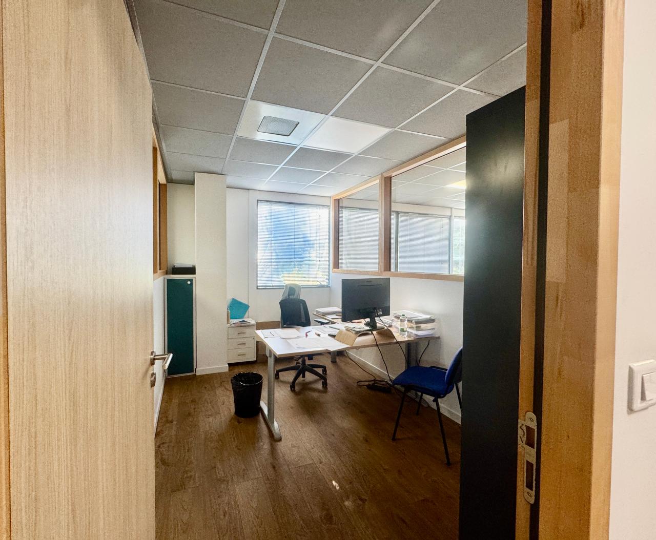 Location bureau Aix-en-Provence Bouches-du-Rhône OLBUR2115070 13