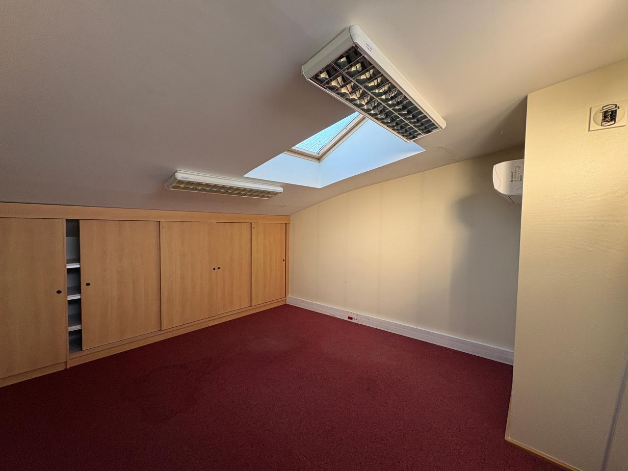 Location bureau Tours Indre-et-Loire OLBUR2639728 10