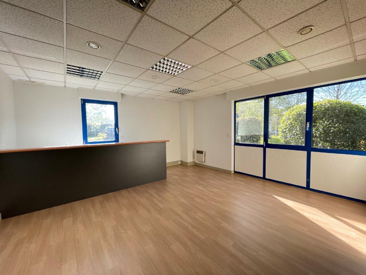 Location bureau Pacé Ille-et-Vilaine OLBUR2202491 3