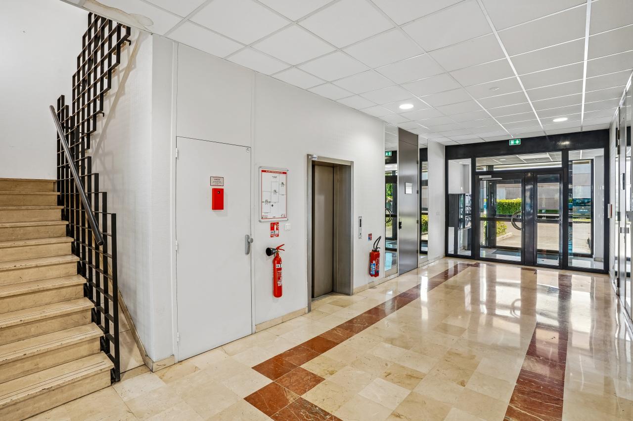 Vente bureau Rosny-sous-Bois Seine-Saint-Denis OVBUR2536176 1