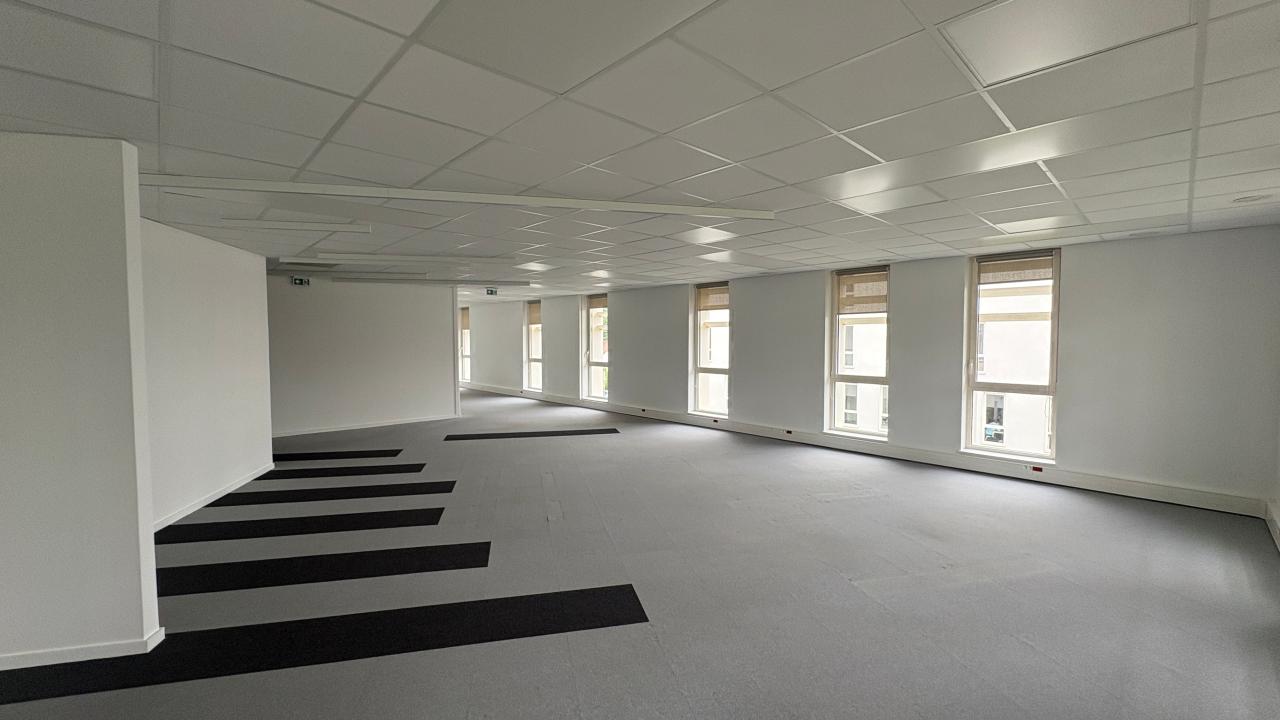 Location bureau Tours Indre-et-Loire OLBUR2427808 6