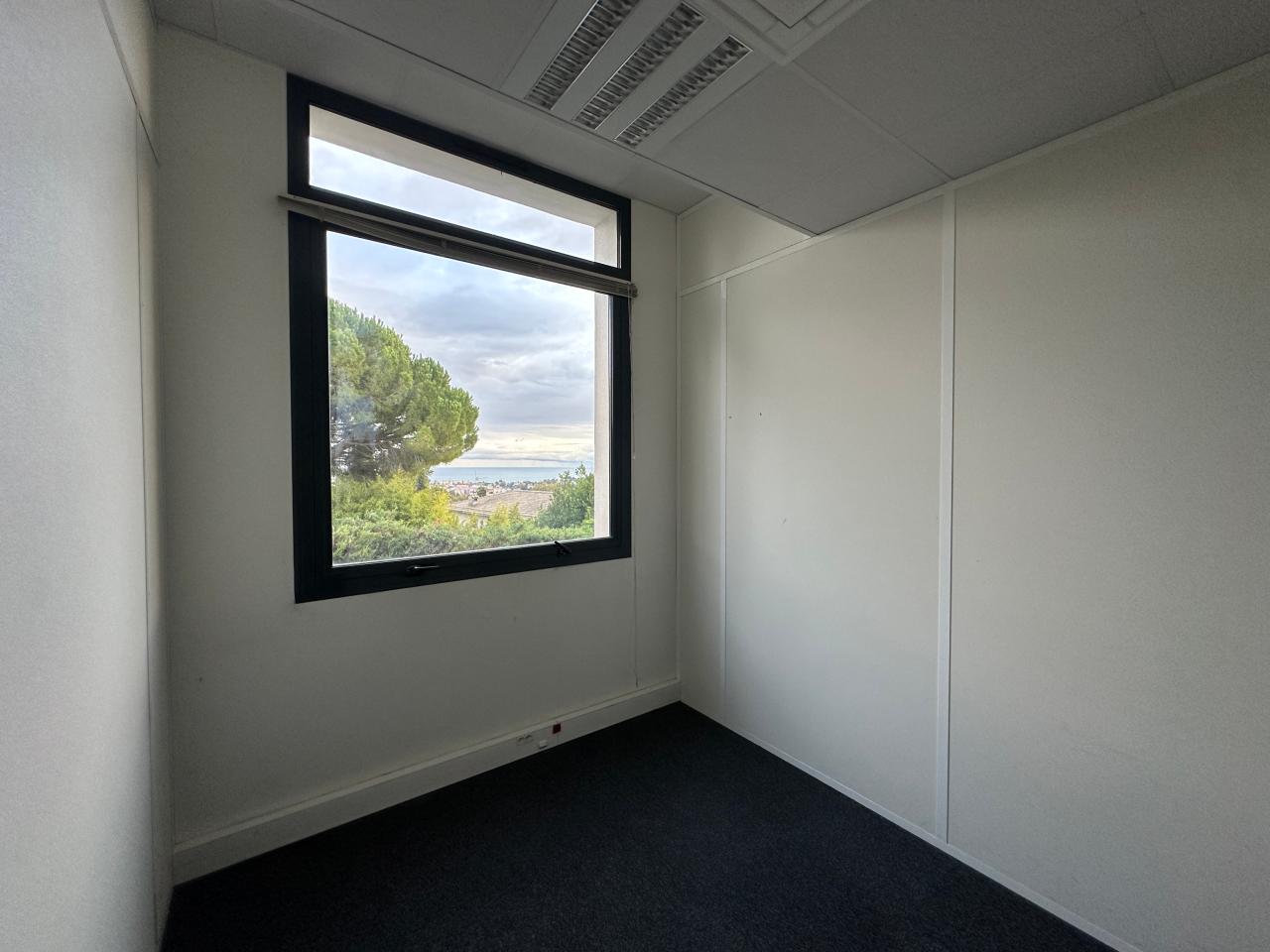 Location bureau Cagnes-sur-Mer Alpes-Maritimes OLBUR2530573 5
