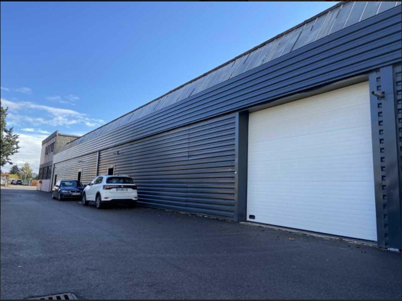 Vente local d'activité Décines-Charpieu Rhône OVACT2426978 9