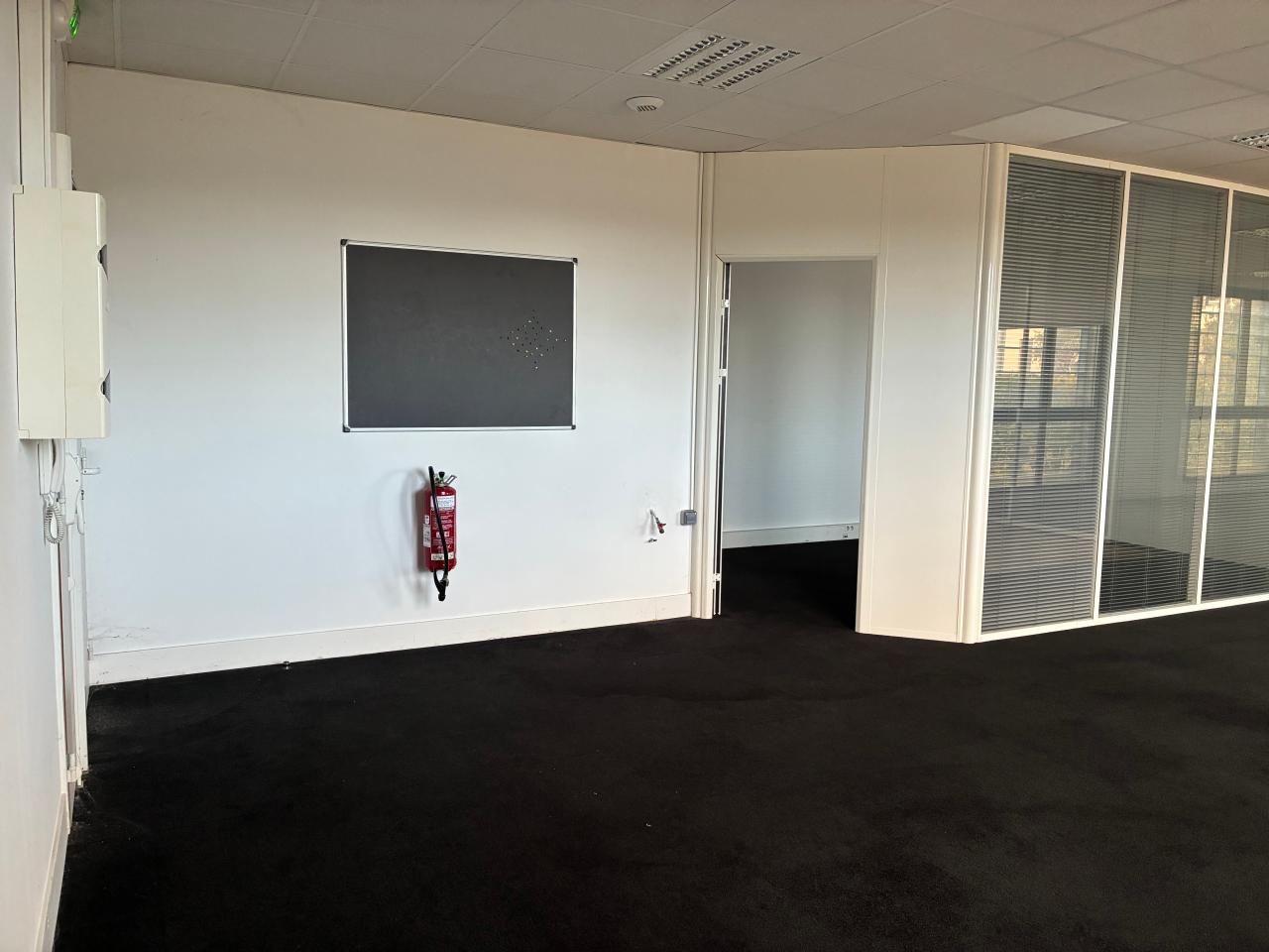 Location bureau Aix-en-Provence Bouches-du-Rhône OLBUR2531599 20