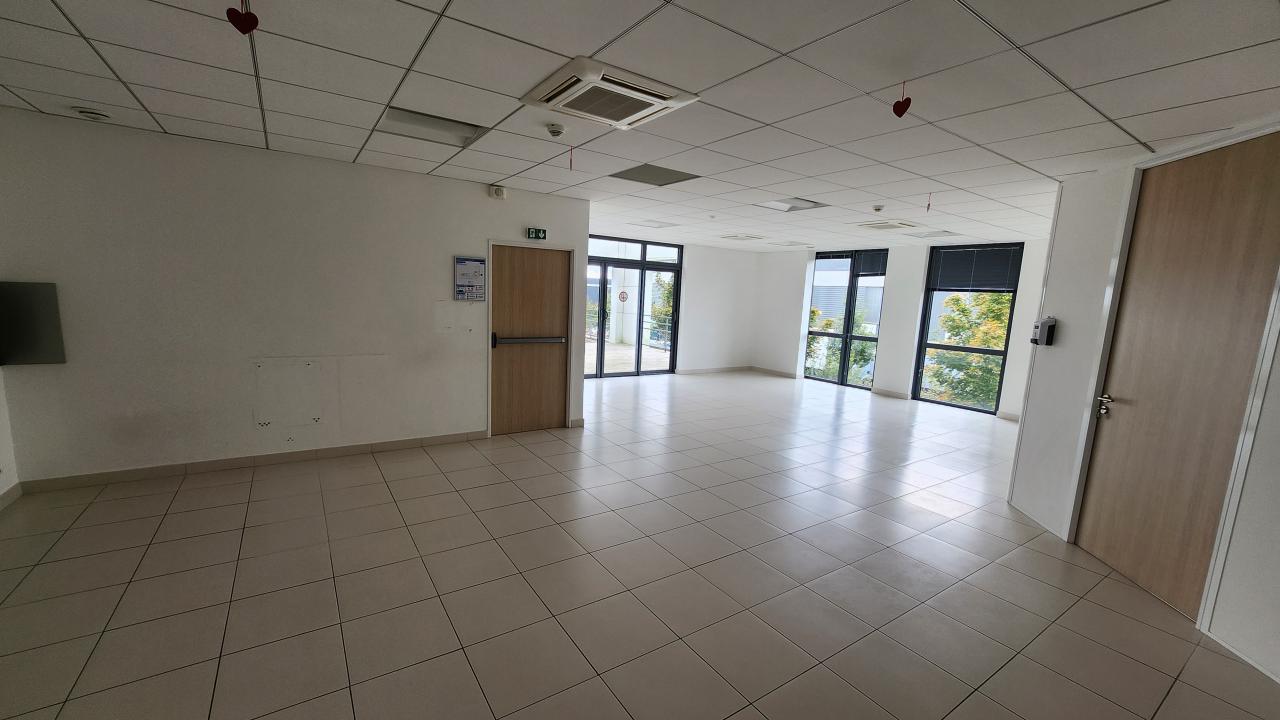 Location local d'activité Bailly-Romainvilliers Seine-et-Marne OLACT2314378 8