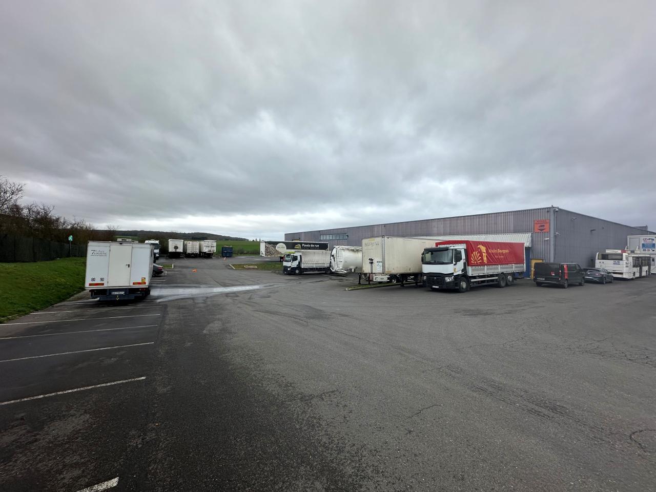 Location local d'activité Égly Essonne OLACT2424316 1