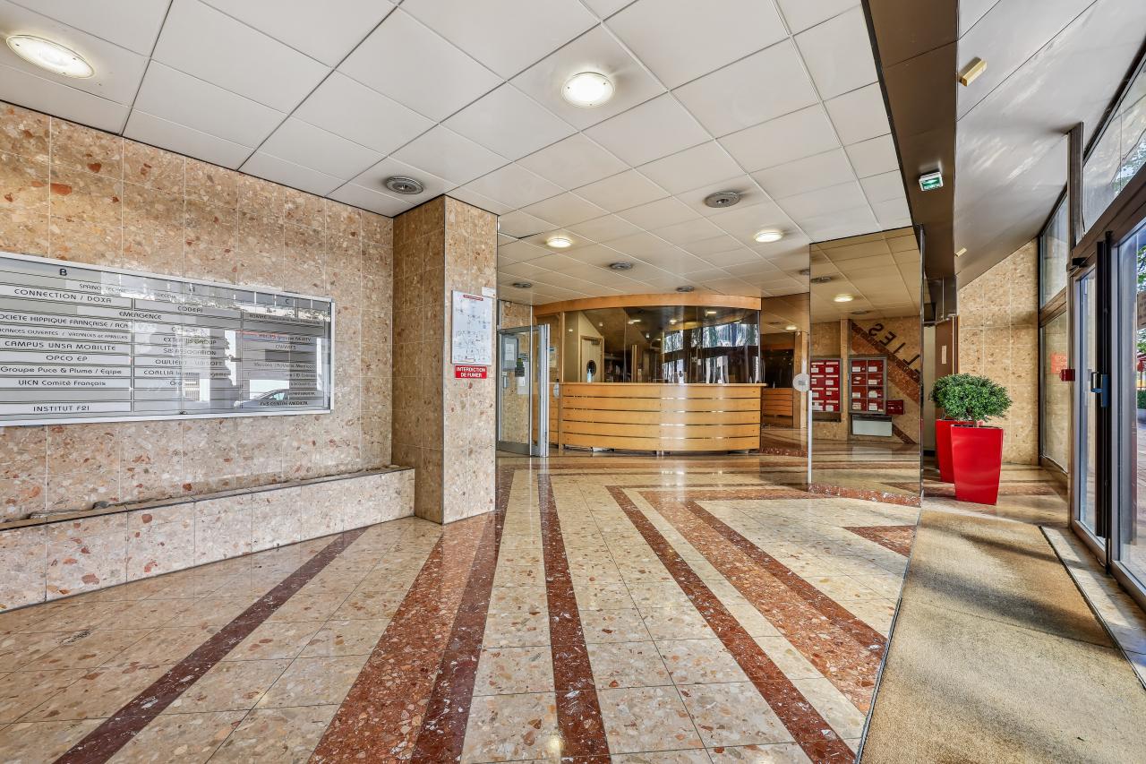 Vente bureau Montreuil Seine-Saint-Denis OVBUR2426328 1