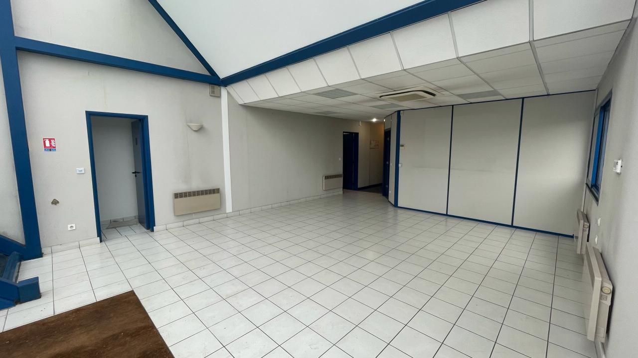 Location local d'activité Saint-Germain-de-la-Grange Yvelines OLACT2427123 11