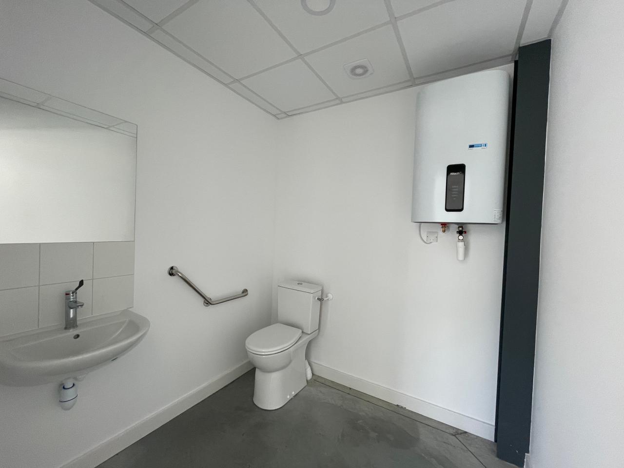 Location local d'activité Mérignac Gironde OLACT2316333 44