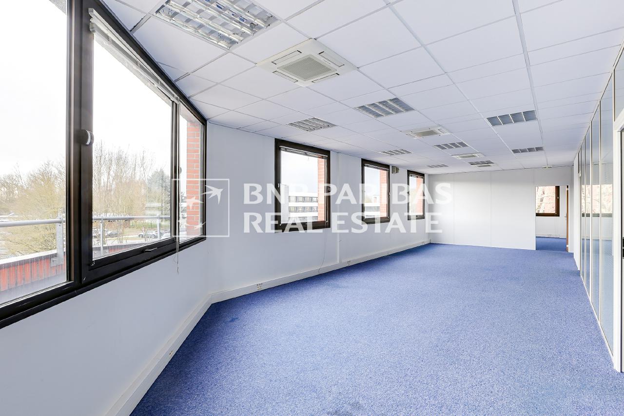 Vente bureau Montigny-le-Bretonneux Yvelines OVBUR2202989 3