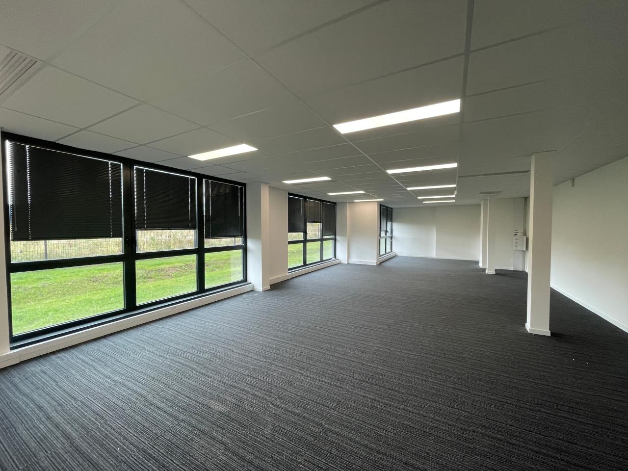 Vente bureau Saint-Martin-du-Vivier Seine-Maritime OVBUR2419880