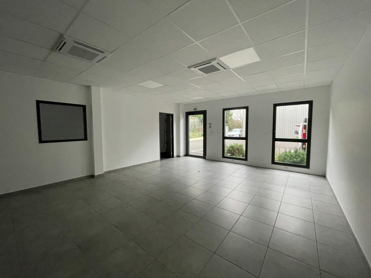 Vente local d'activité Vénissieux Rhône OVACT2428313 6