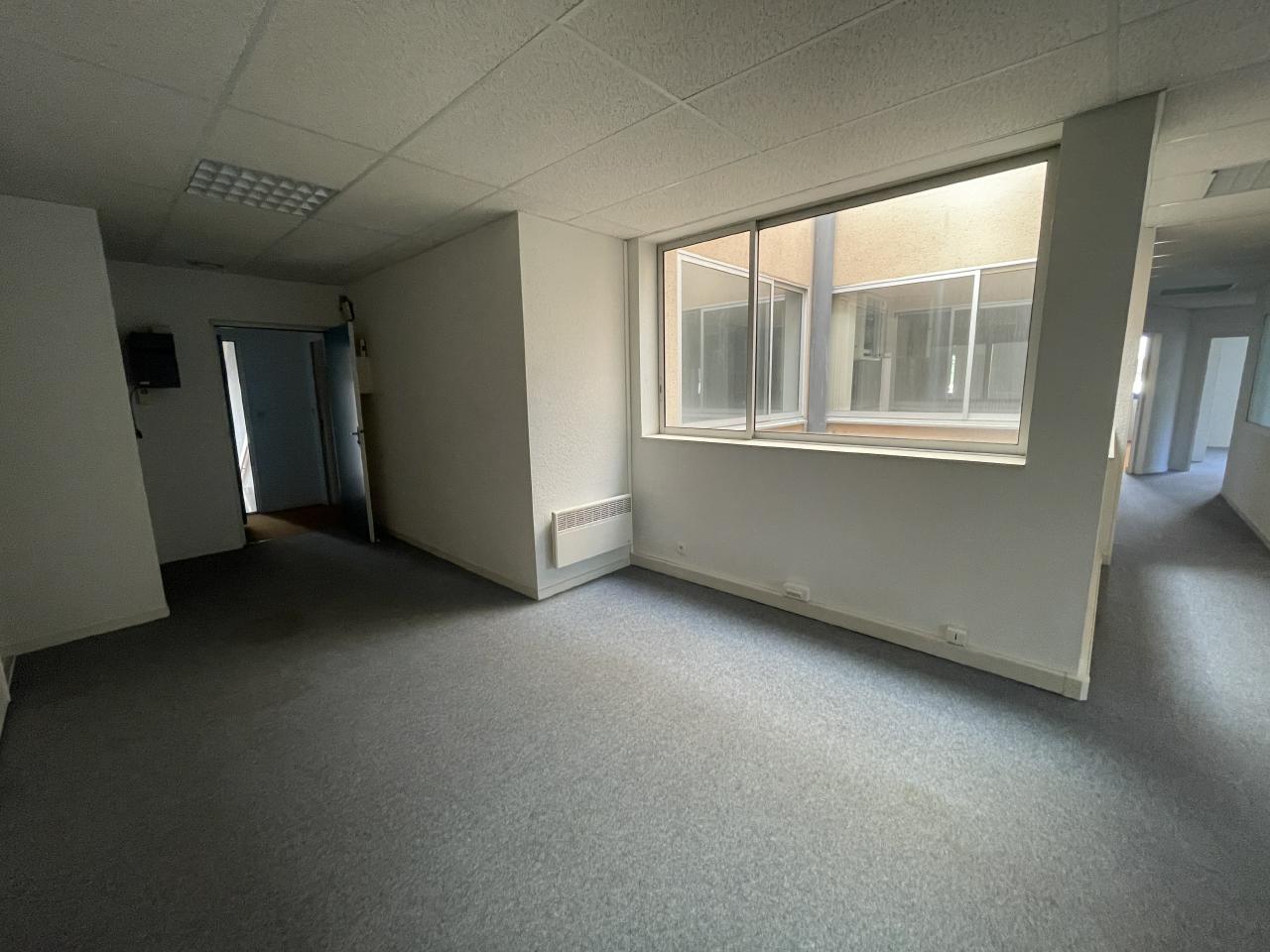 Location bureau Vern-sur-Seiche Ille-et-Vilaine OLBUR2112780 6