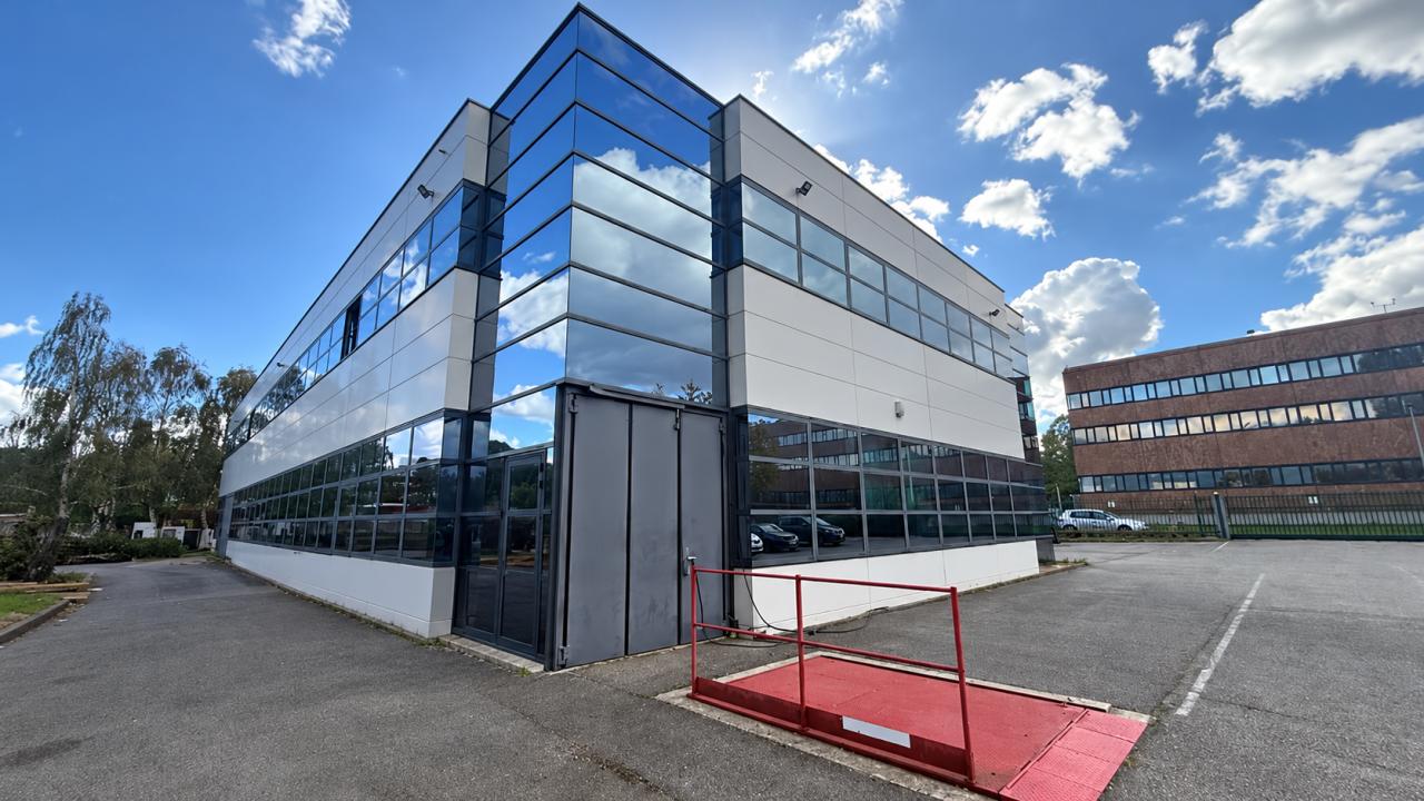 Location local d'activité Montigny-le-Bretonneux Yvelines OLACT2646157 1