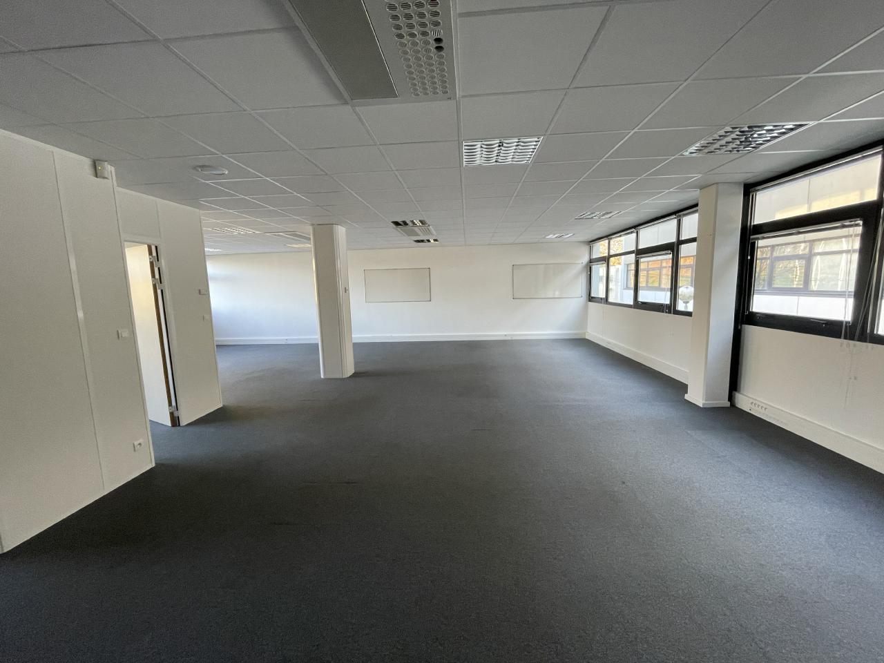 Location bureau Vern-sur-Seiche Ille-et-Vilaine OLBUR2113353