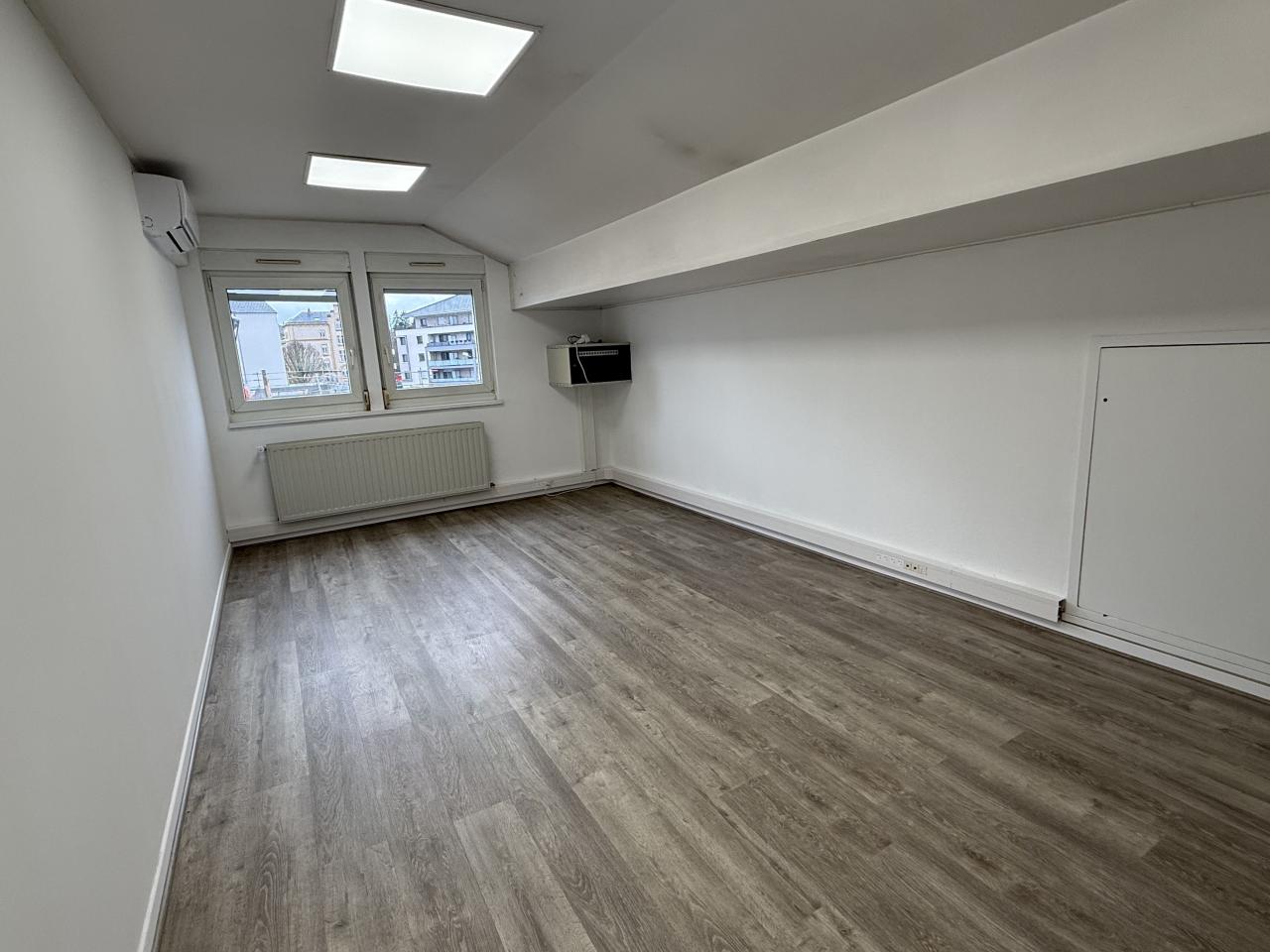 Location bureau Ban-Saint-Martin Moselle OLBUR2639331 6