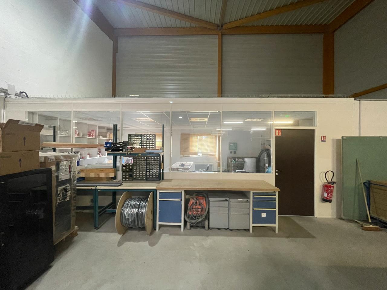 Location local d'activité Élancourt Yvelines OLACT2640679 8