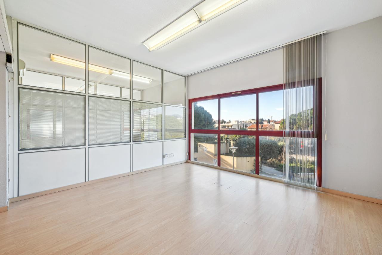 Location bureau Saint-Laurent-du-Var Alpes-Maritimes OLBUR2533428 8
