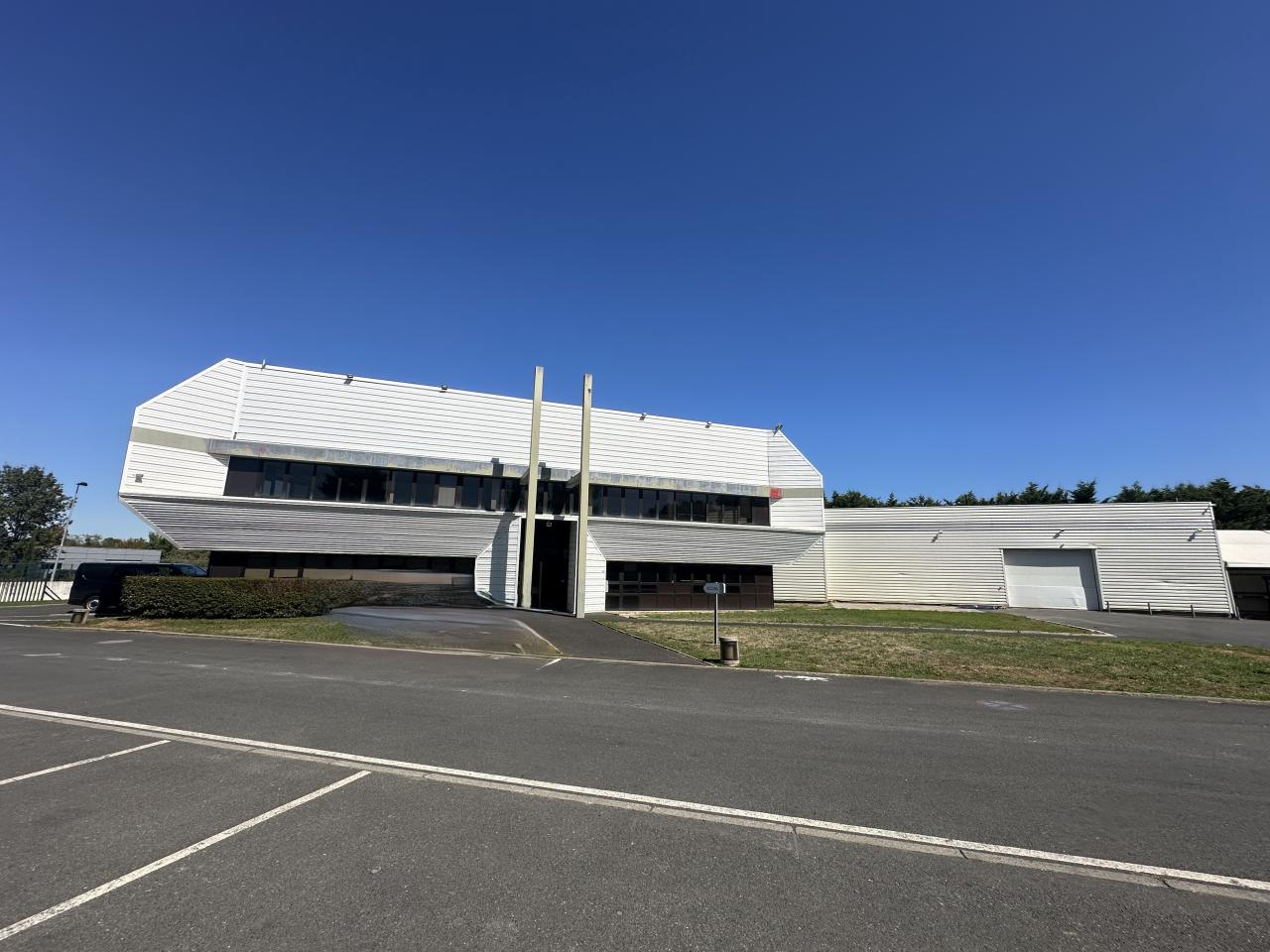 Location local d'activité La Ville aux Dames Indre-et-Loire OLACT2642519 3