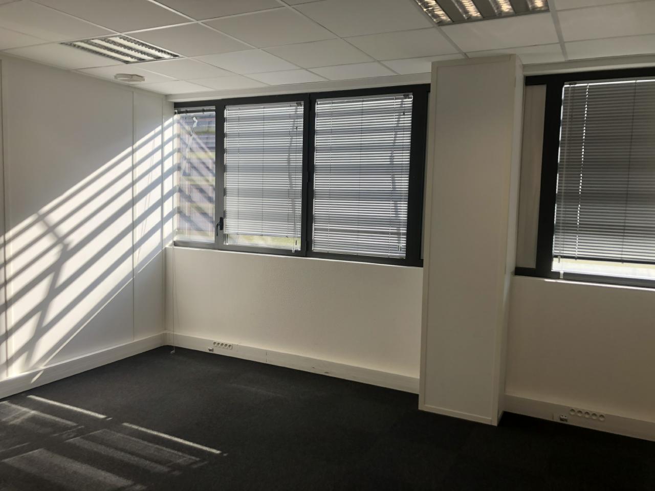 Location bureau Pessac Gironde OLBUR2115947 2