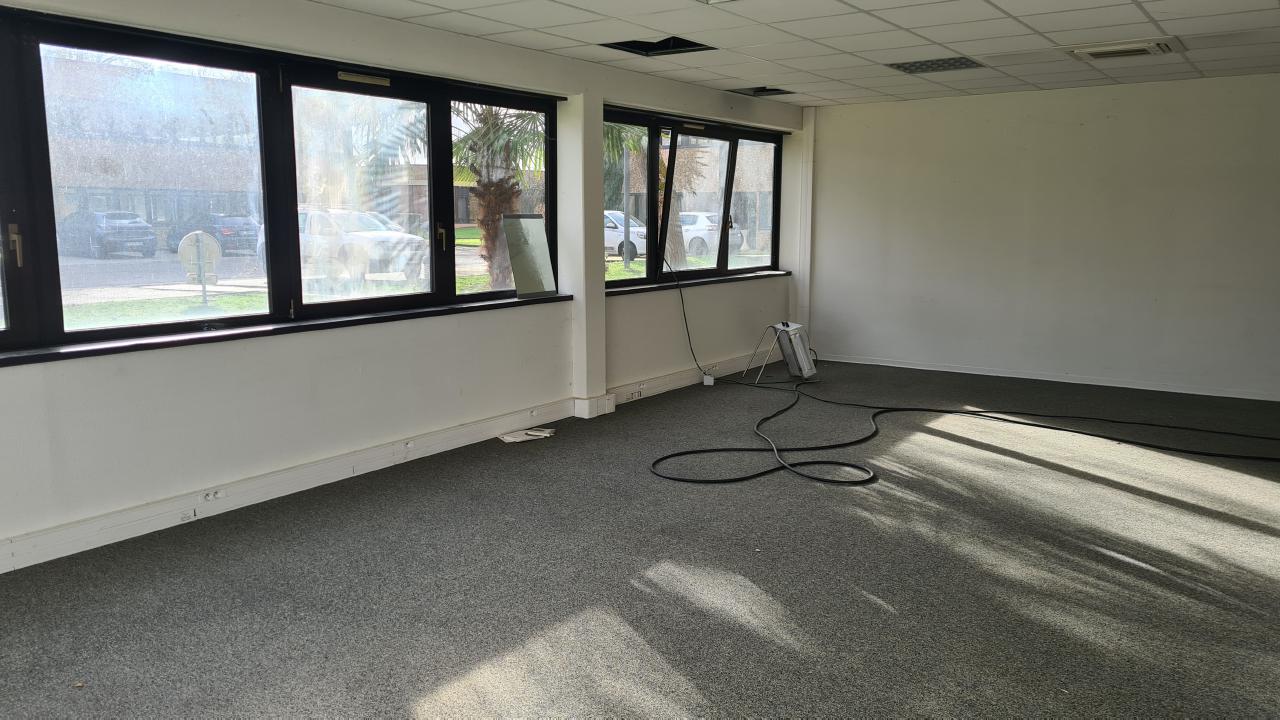 Location bureau Lingolsheim Bas-Rhin OLBUR2111283 12