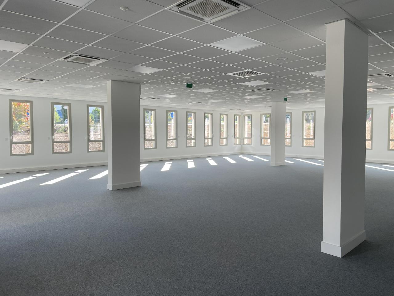 Location bureau Aix-en-Provence Bouches-du-Rhône OLBUR2115118 4